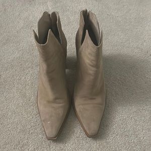 Vince Camuto bootie